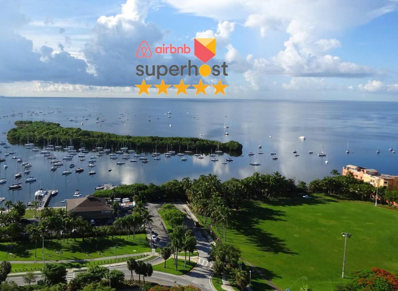 Villa Ocean View Balcony Steps From Restaurants, Peacock Park & Marina Miami Exterior foto